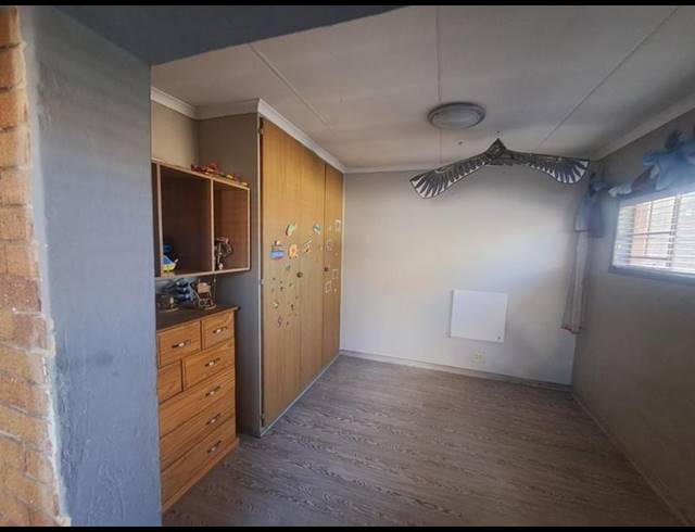 3 BEDROOM HOUSE FOR SALE IN VAALPARK